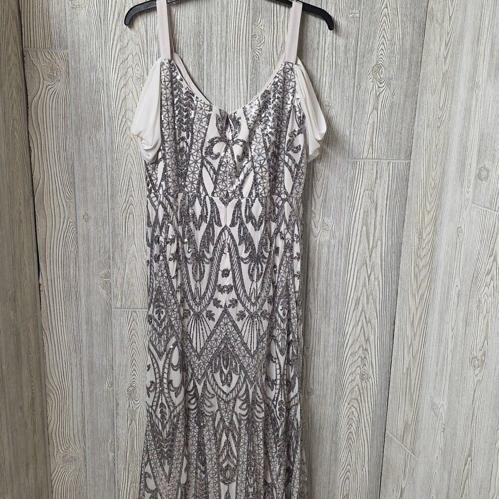 R&M Richards Graceful Mesh Beaded Gown Maxi Formal Dress Women Plus Size 20W NWT - Picture 13 of 13